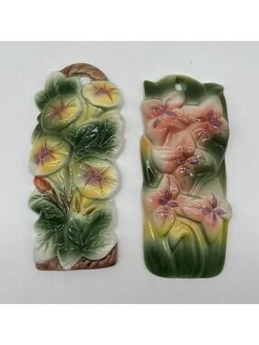 2 Vtg 3D Ceramic Floral Wall Plaque Wall Hanging Decor Botanical Floral 8”